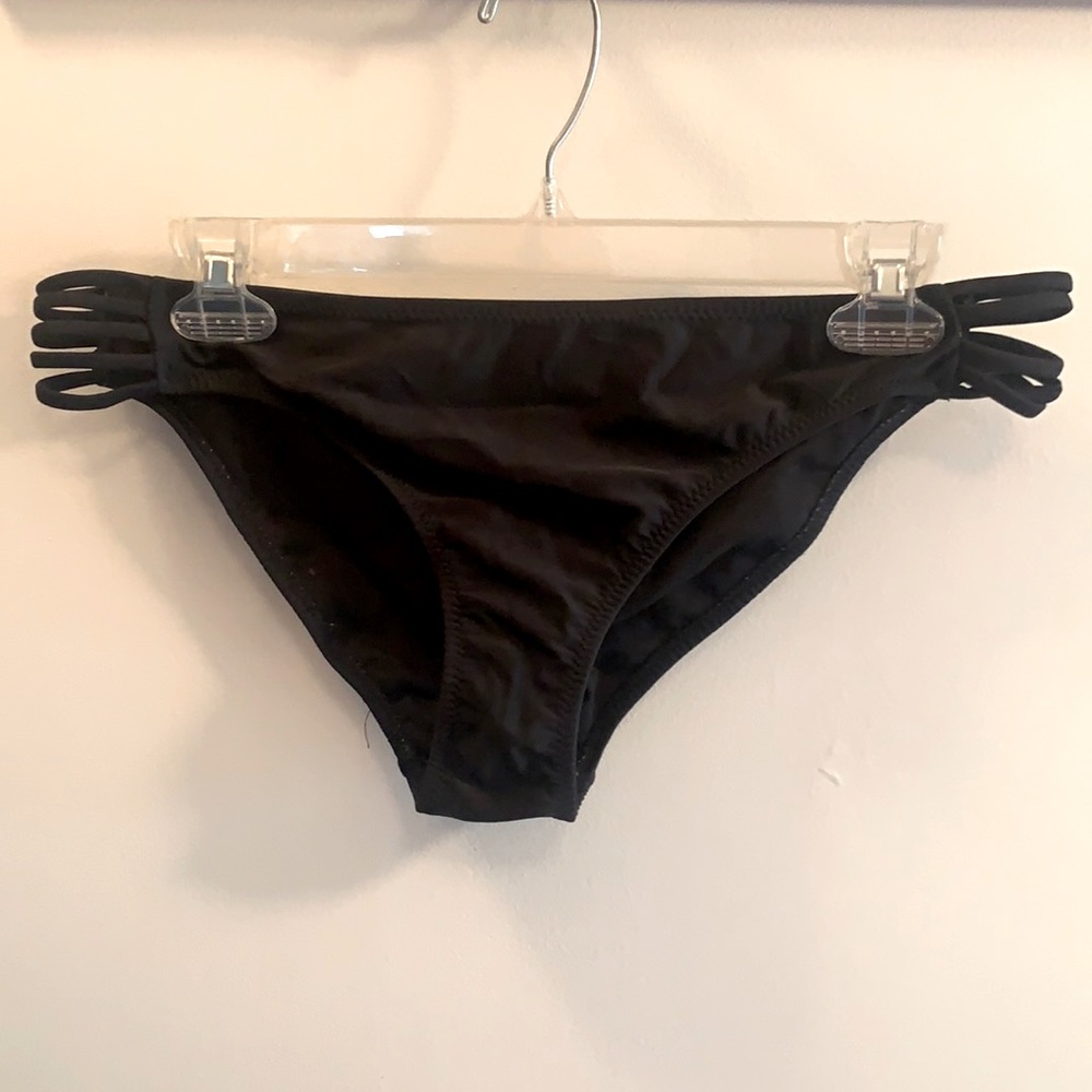 Excellent Condition!! Black Bikini Bottoms